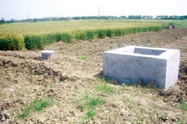 地下渠田間閘門