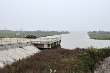江陰澄星磷集團(tuán)重件碼頭工程